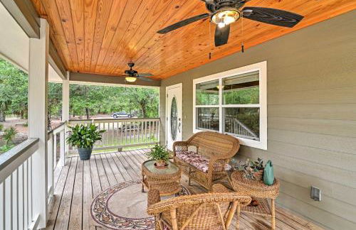Crystal River Cottage on 1 Acre with Deck and Porch! - Foto 1