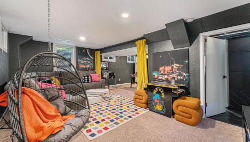 All-In-One Retreat Spa, Gym, Fun Room & Location! - Foto 1