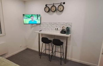 Le Petit Voyageur 5 min de la Gare & Nancy Thermal Logements Insolites Nancy - Foto 3