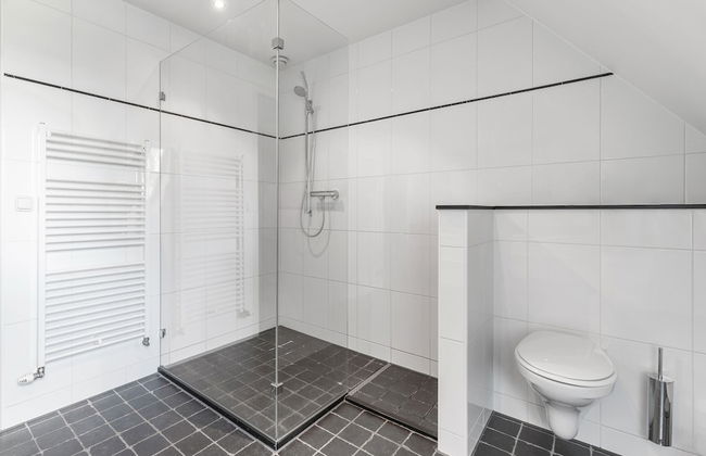 Spacious Holiday Home De Pauwenhof - Photo 27