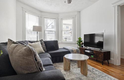 Spacious & Stylish 2BR Apartment Near Manhattan - Foto 2