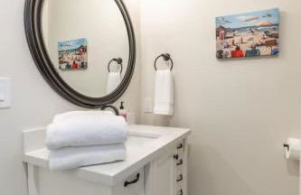 Flying Colors Cottage Walk to Downtown - Foto 25