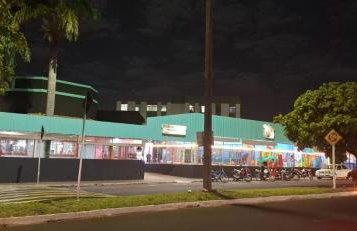 CASA - 2 minutos do aeroporto - 3 qtos com ar - Foto 46