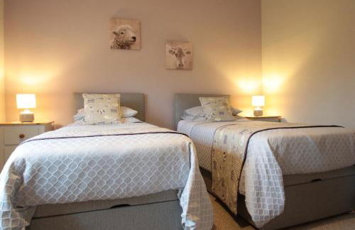 Moo Cow Cottage Self Catering - Photo 24