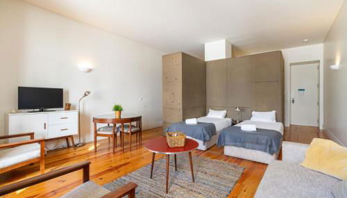 Cozzy Apartment at Praça dos Loios - Photo 2