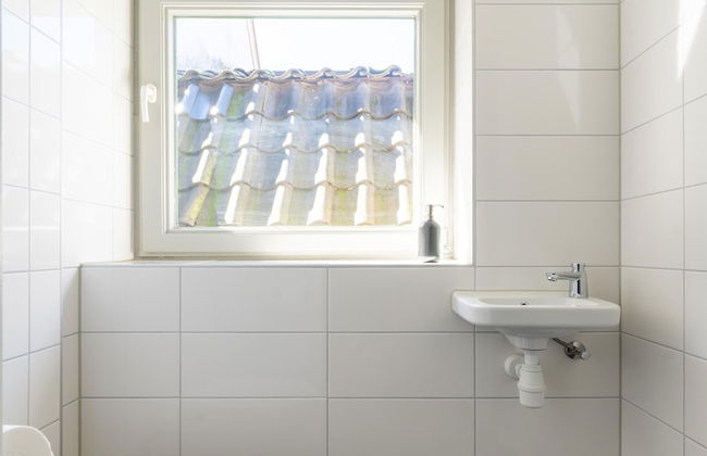 Modern Renovated Apartment in the Heart of Sneek - Foto 16