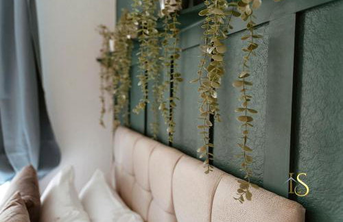 *Luke Stays Oswald Terrace* - Foto 47