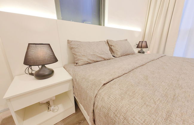 Icon City Premier Suites by WeCare - Photo 16