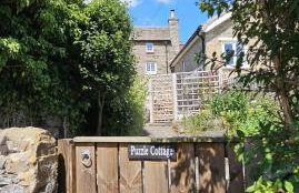 Puzzle Cottage, Quirky Dales Cottage for 2 - Photo 6