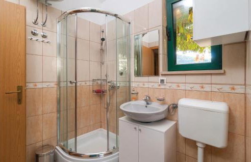 0-Bedroom Holiday Home In Postira - Photo 16