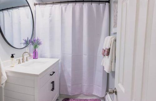 New Beautiful Apartment In Bayonne New Jersey NJ near Subway Path Train Manhattan New York NYC - Foto 3