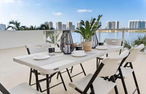 Waterfront Luxury 2-Bedroom Condo Sunny Isles Beach - Foto 27