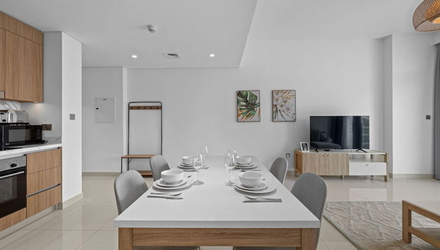 Luxurious 1BR in Beach Vista - Foto 5, Servicio de comidas en la habitación