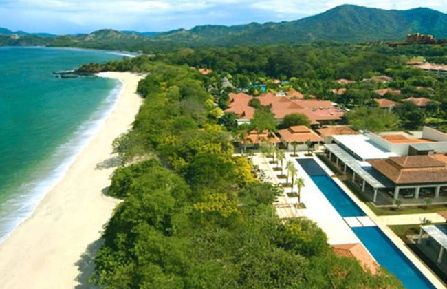 Recently Renovated Luxury Condo with Resort-Style Beach Club Access and Ocean Views - Photo 40