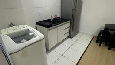 Apartamento Studio amplo, Completo com Internet - Foto 2