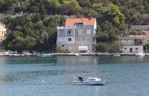 Apartments by the sea Zaklopatica, Lastovo - 8346 - Foto 3