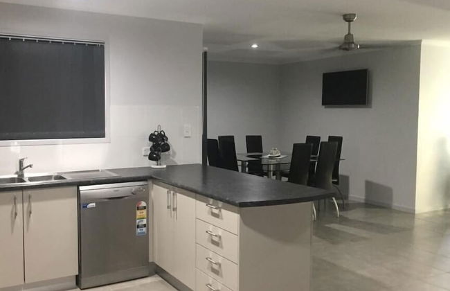 Hervey Bay Holiday Home - Foto 12