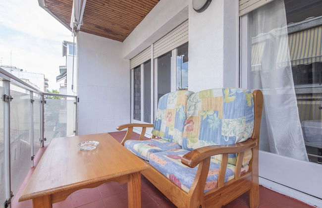 Montserrat 32, R68 - Photo 15