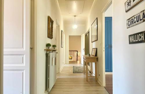 Bourgeois House - 16 personnes, Piscine, 6 chambres, 8 lits, 4 SDB, Centre-ville, CLIM - Foto 80