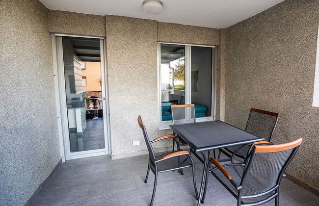 Modern apt Close to Znjan Beach, With big Terrace - Photo 19