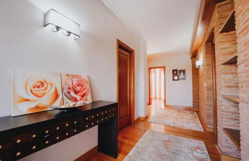 Villa con piscina a pie de playa - Foto 48