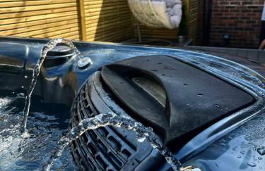 Stunning Town Center Cottage with hot tub - Foto 38