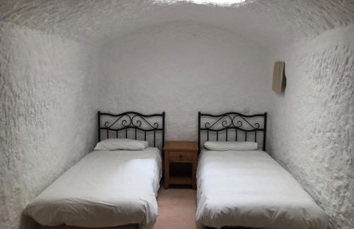 Cuevas del Cipres - Photo 8