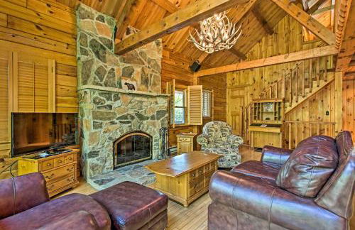 Fire Pit and Hot Tub Poconos Family Cabin! - Foto 5