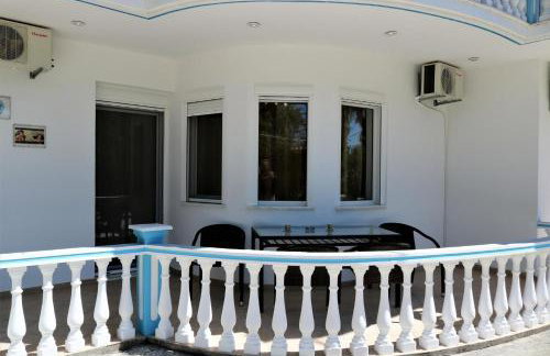 Angelos Studios - Photo 77