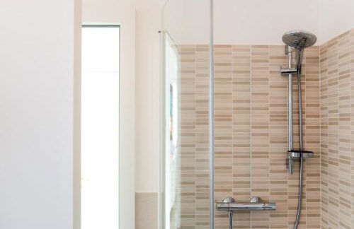 Magic Garden with Jacuzzi-Pool and Luxury Lake Como view - Foto 46