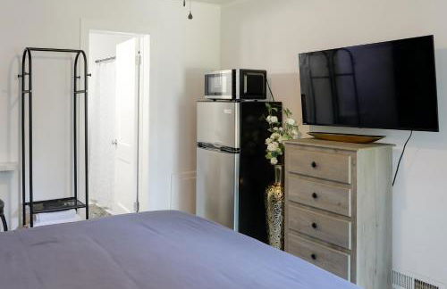 Less Than 1 Mi to Dtwn Updated Studio in North Greenwood! - Foto 9