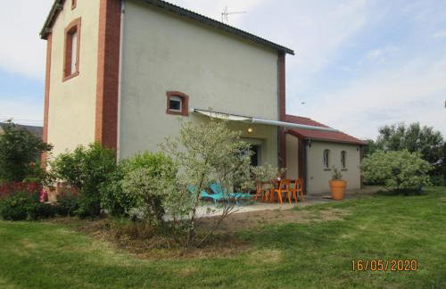 Modern holiday home in Crux-La-Ville with terrace - Foto 38