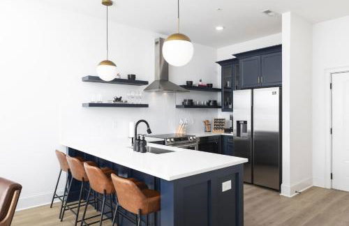 3 Miles to Downtown Broadway Bars - Walk to Coffee from Condo - Foto 3