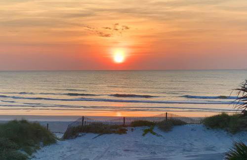 The Village Breeze II - White-sand, Pool, Beaches, Daiquiris, Seafood! - Foto 11