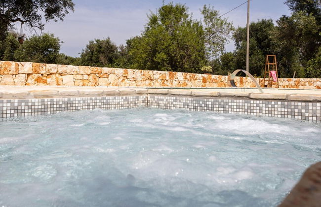 Trullo Nonna Netta con Piscina Idromassaggio e Area Giochi - Foto 47