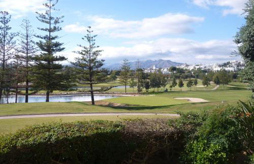 Beautiful Apt with Golf & Lake Views Mijas Golf - Photo 1