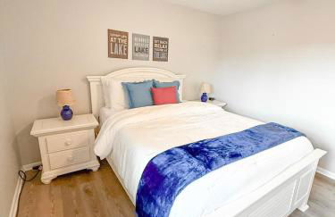 Lakefront 4BD2BADockGrillDecksFirepit-12PP - Photo 6