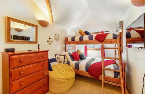 Calm Cozy 3BR cabin wAC, WiFi, Parking, BBQ - Foto 18