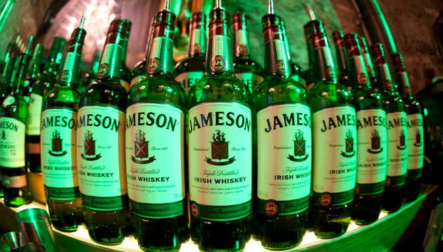 Garrafas de Jameson