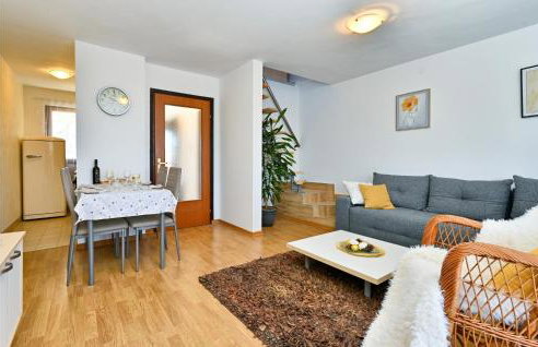 2 Bedroom Amazing Home In Seketin - Foto 3