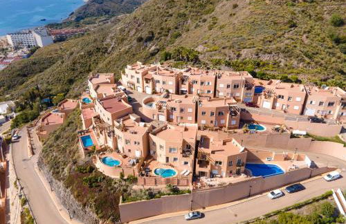 Chalet con vistas al mar y piscina - Foto 13