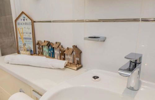 Stylish 2BR Apartment in Central Eton - Foto 16