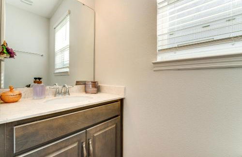 Pool Access Family Gem with Views in St Cloud! - Foto 13