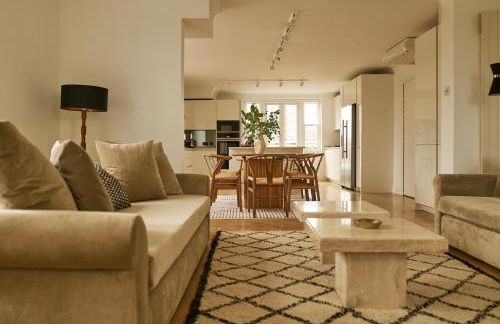 Europa House Apartments - Photo 1