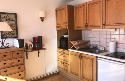 Résidence Les Charmettes - Agréable studio pour 2 personnes, idéalement situé, près des pistes et du centre commercial MAE-4304 - Foto 4