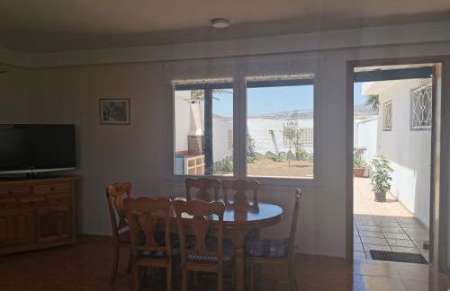 Martha's Holiday Home - Foto 32