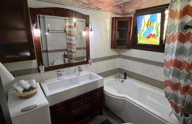 Villa Ioanna Oxylithos, Kymi - Photo 30