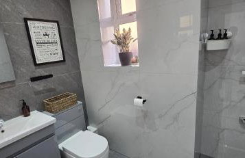 SAV Stays 5 Bedroom Large Family home Birstall, Leicester - Foto 32