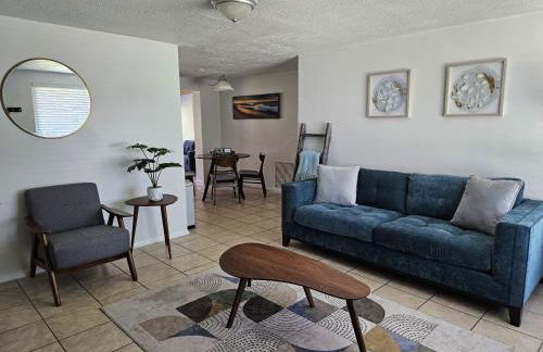 Cozy Bayshore Garden 3 BR House close to IMG - Foto 1