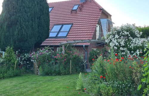 Haus Rosengarten- Ruhige Ferienwohnungen im Grünen - Foto 64